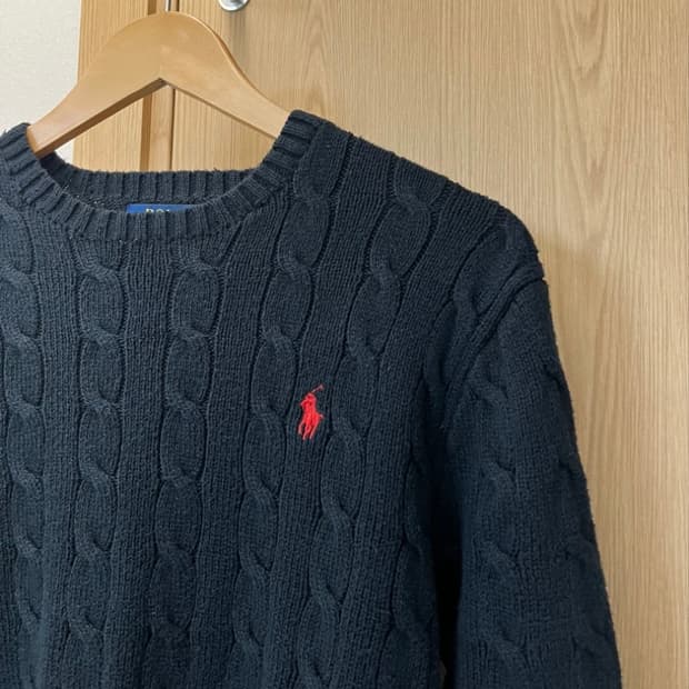 폴로 케이블 니트