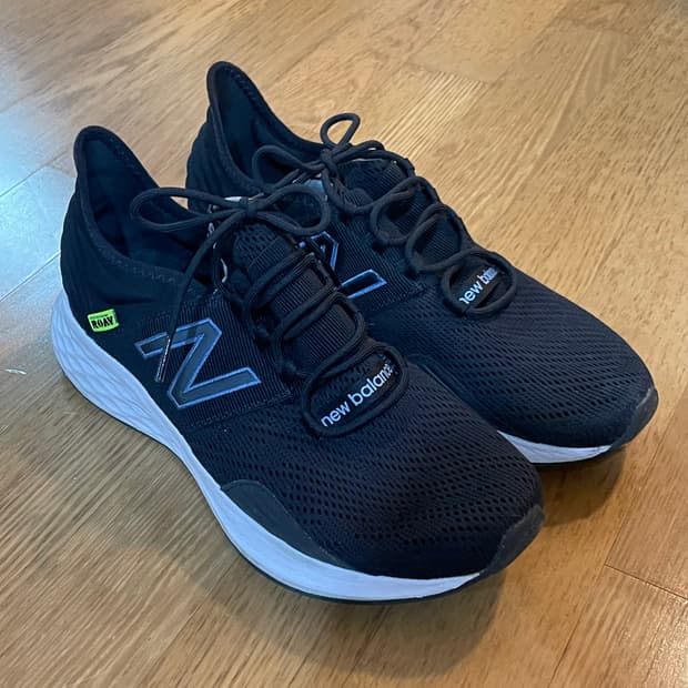 뉴발란스 로브 런닝화 285