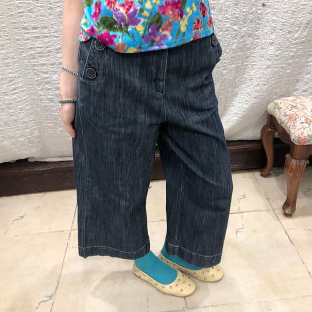 Ease flare crop denim