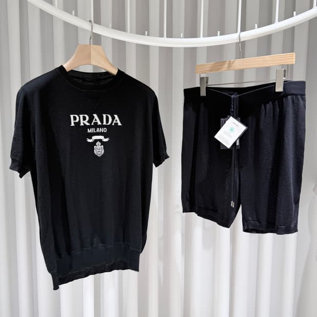 (A+/48,50) / 프라다 밀라노 반팔 반바지 셋업 블랙
