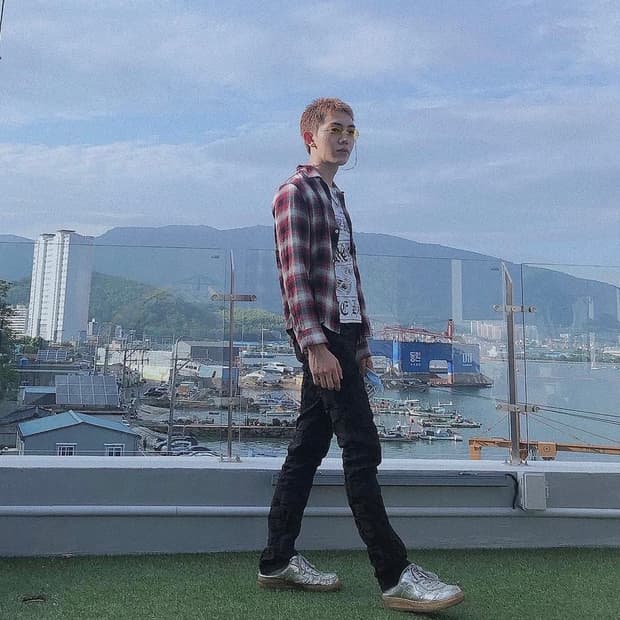 •이세이 미야케 텍스처 디테일 팬츠