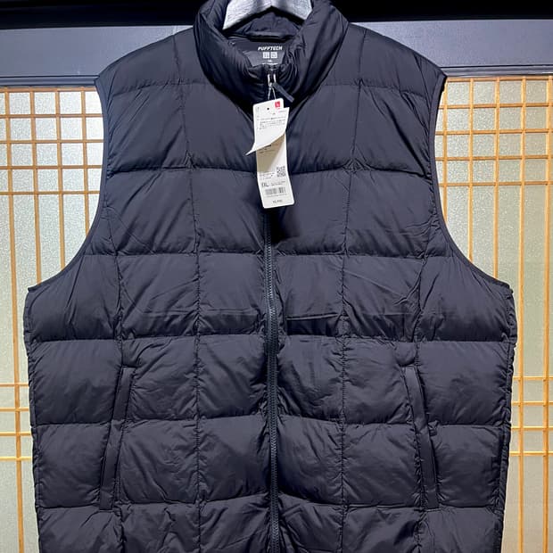[XXL]유니클로 퍼프테크 패딩베스트 다크그레이