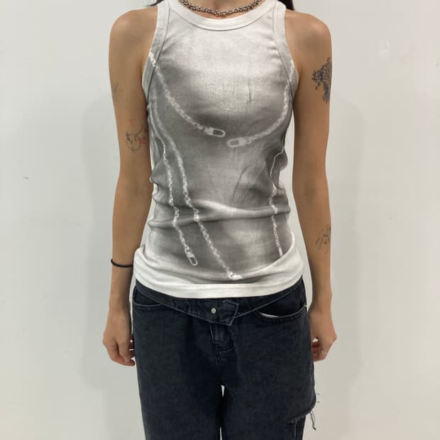 Spray chain Sleeveless