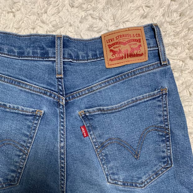 [27] 리바이스 하이 라이즈 와이드 레그 와이드핏 데님팬츠