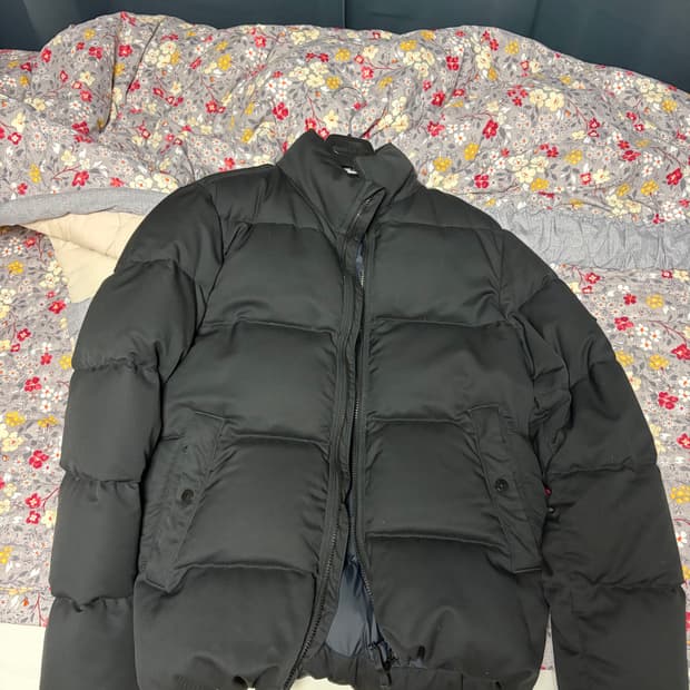 스톤아일랜드 고스트패딩 다운 자켓 블랙