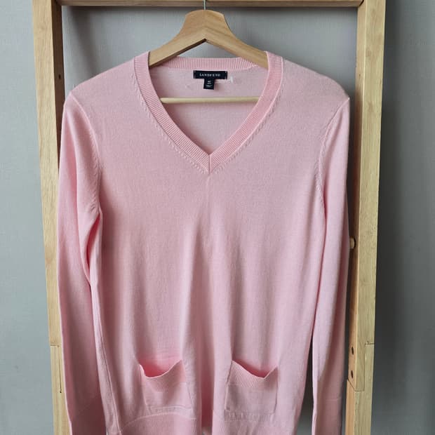 LANDS’ END 메리노울·실크·캐시미어 혼방 V넥 니트