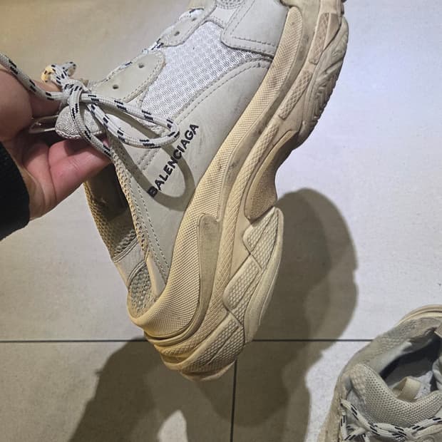 트리플 s 화이트