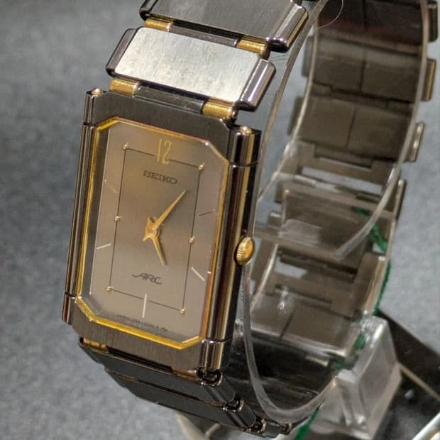 세이코 아크 빈티지 쿼츠 시계
