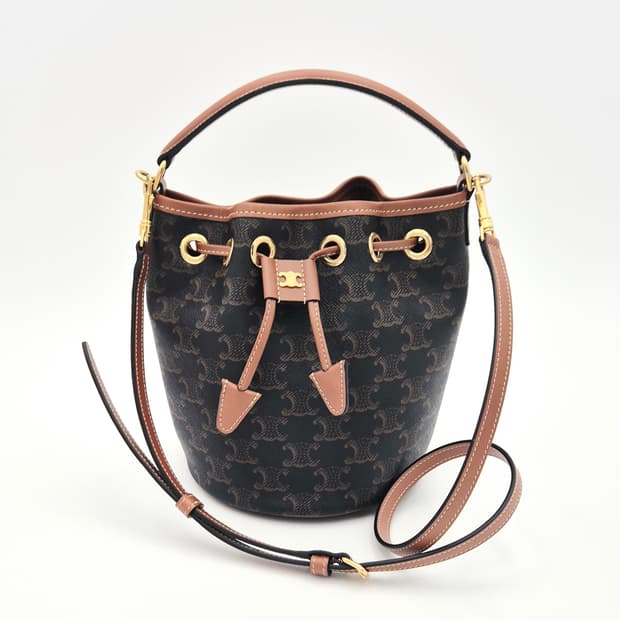 셀린느 클라라 미니 틴 트리옹프 버킷백