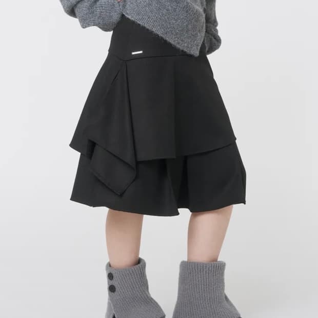 Sei layered midi Skirt BLACK