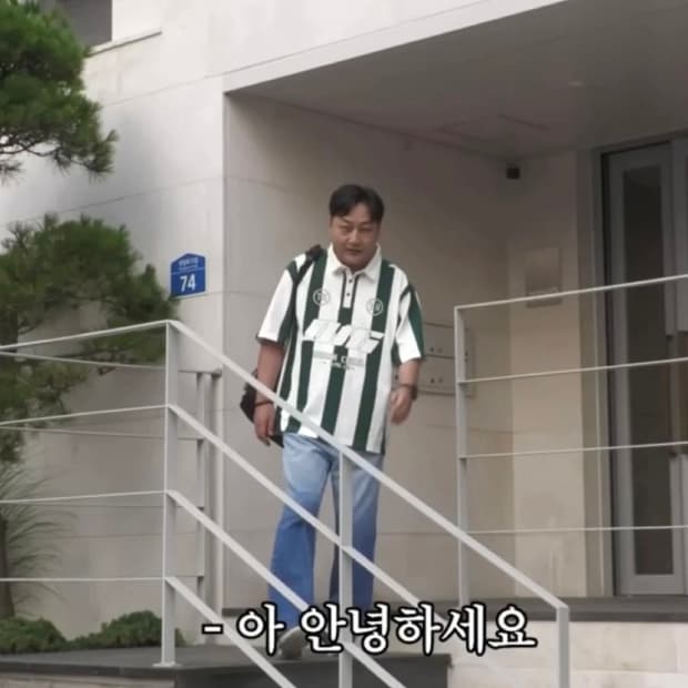 [김수용님 착용]유니폼스타일 반팔 카라티