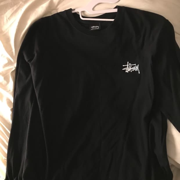 스투시 롱슬리브