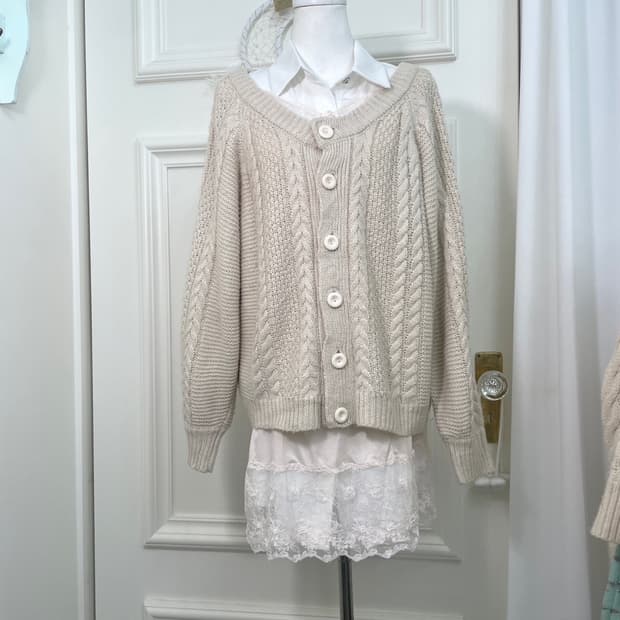 pink ivory twist loose cardigan(size-38)