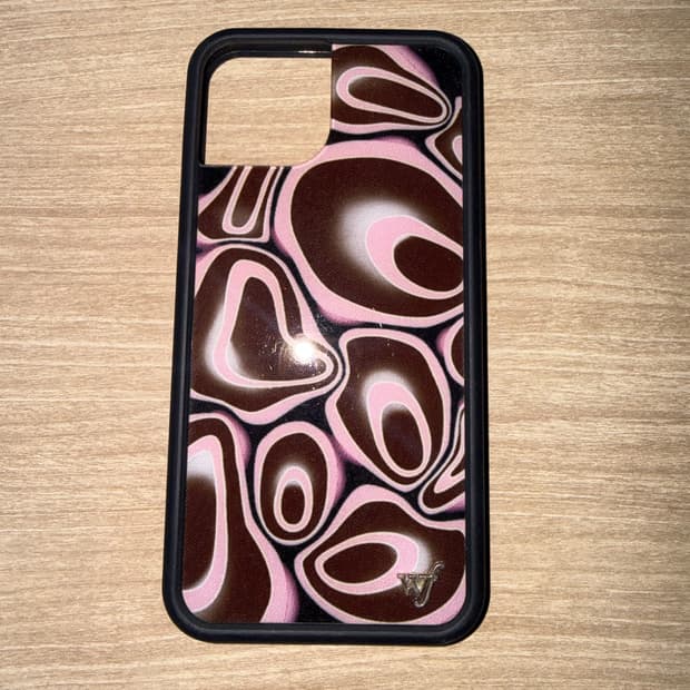 와일드 플라워 케이스 아이폰 14