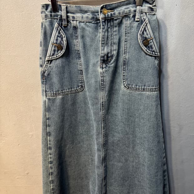 pigment skirt