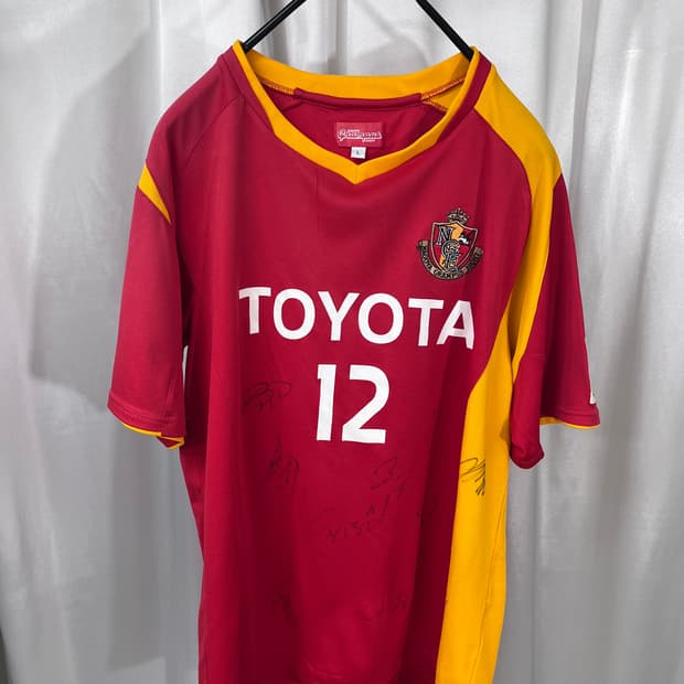 Nagoya Grampus Eight Jersey