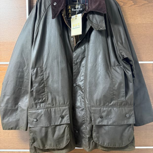[새제품] 바버 뷰포트 왁스 자켓 올리브색상 42
