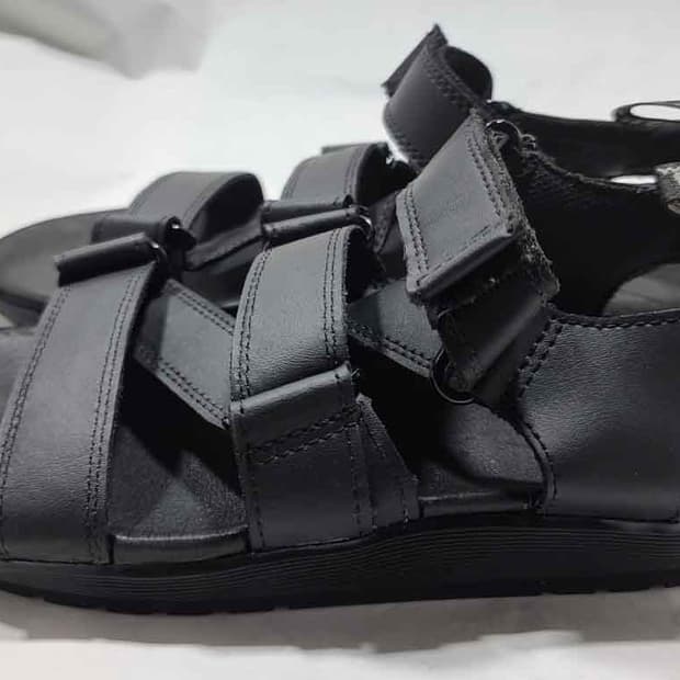 닥터마틴 가죽샌들 UK4사이즈(230~235)