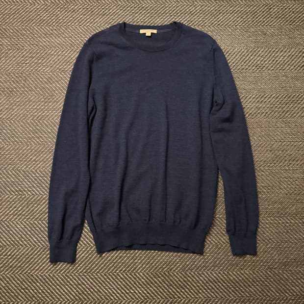 버버리 파인 메리노 울 견장 니트 S