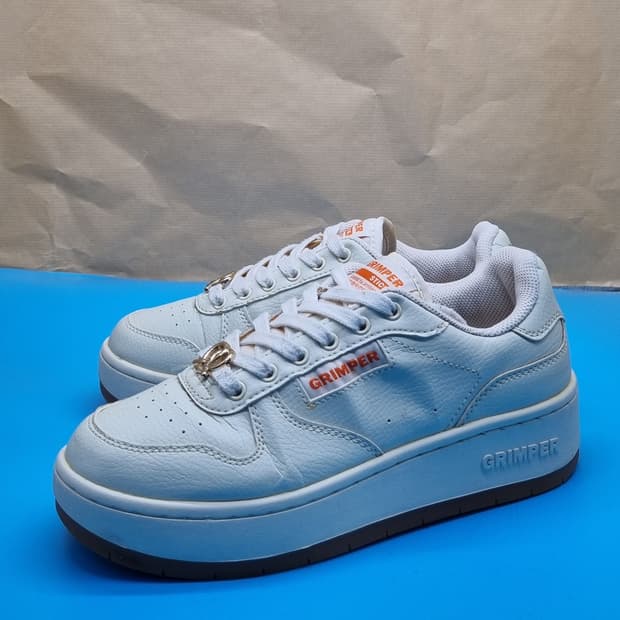 글림퍼프래즐 스틱 여성운동화240.