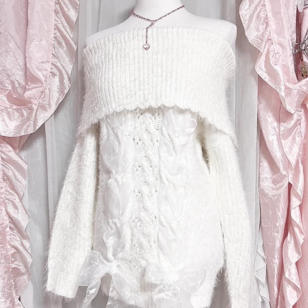 리즈리사 아이보리 오프숄더 샤 아일렛 니트