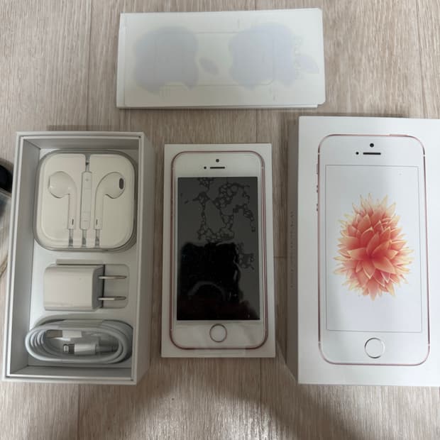 아이폰se1 로즈골드 128gb (all순정 + 배터리100%)