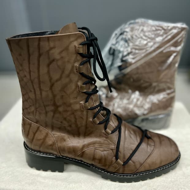 링클 포인트  레이스 업 가죽 부츠 270