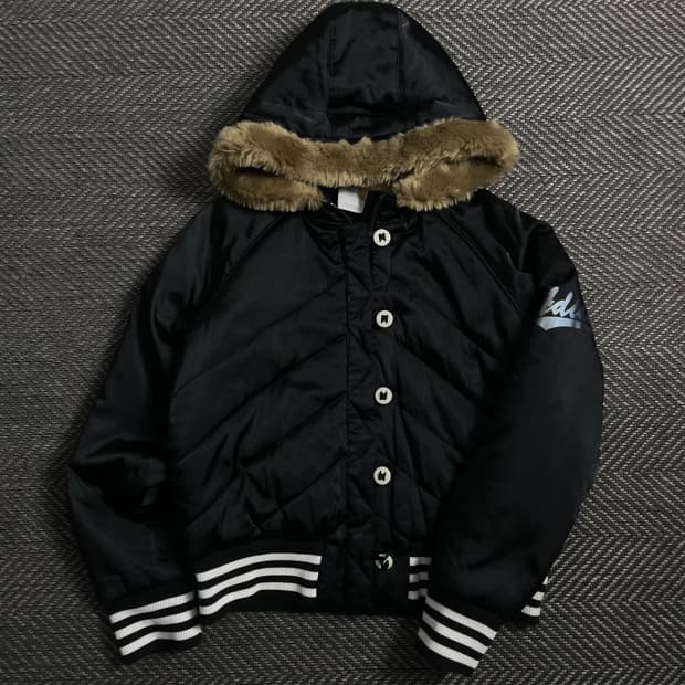 아디다스 y2k 크롭 퍼 패디드 후드 점퍼o 4608