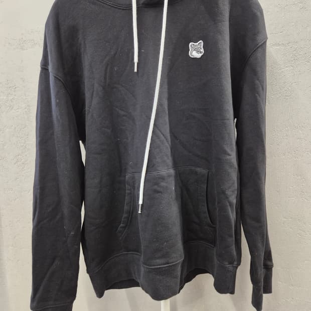 메종키츠네후드 블랙