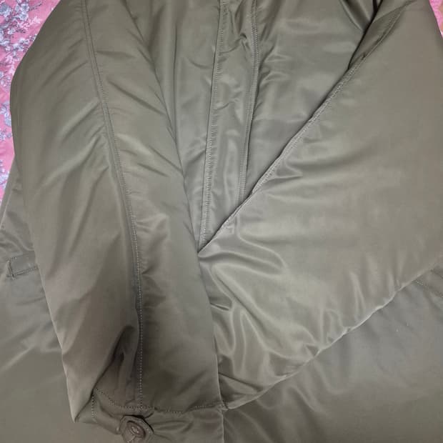 자바나스 에센셜 피쉬테일 덕다운 롱패딩 카키색 M