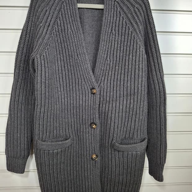 토리버치  울100% 가디건. XS