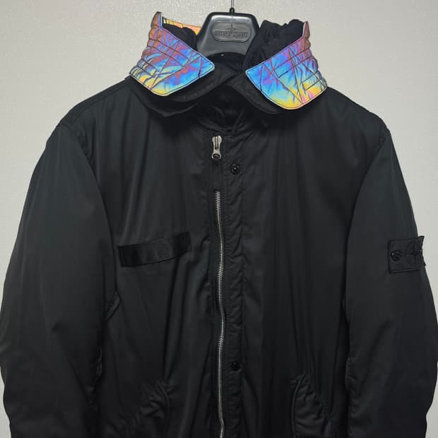 스톤아일랜드 쉐도우 프로젝트 피쉬테일 다운 패딩