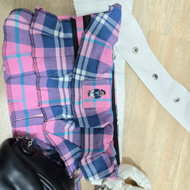 트니위니 재미삼아 프릴백 미착용 