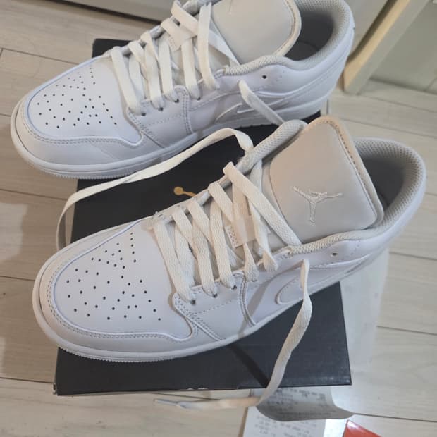 조던 로우 260사이즈