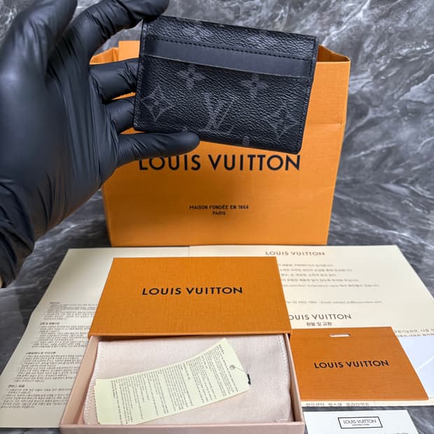 루이비통 이클립스 모노그램 카드지갑