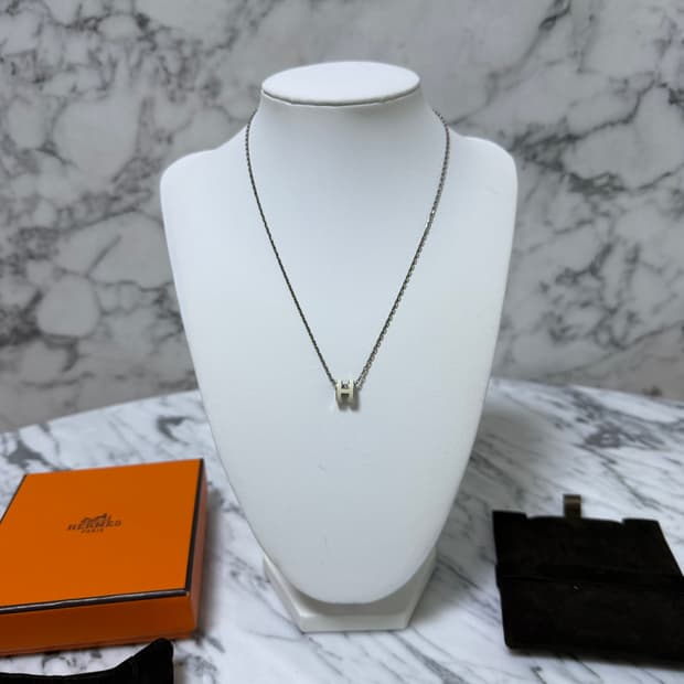 에르메스 팝아슈 미니 목걸이
