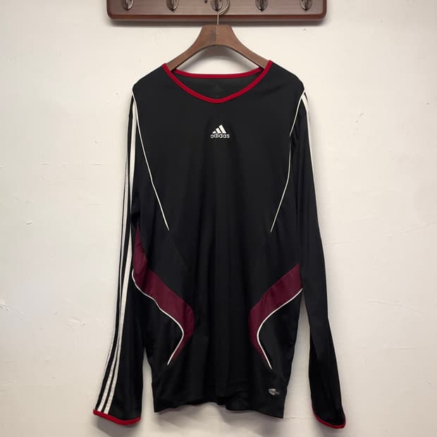 아디다스 프레데터 드릴탑 롱 슬리브  