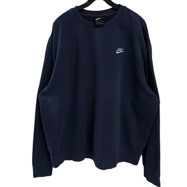 나이키 스우시 맨투맨