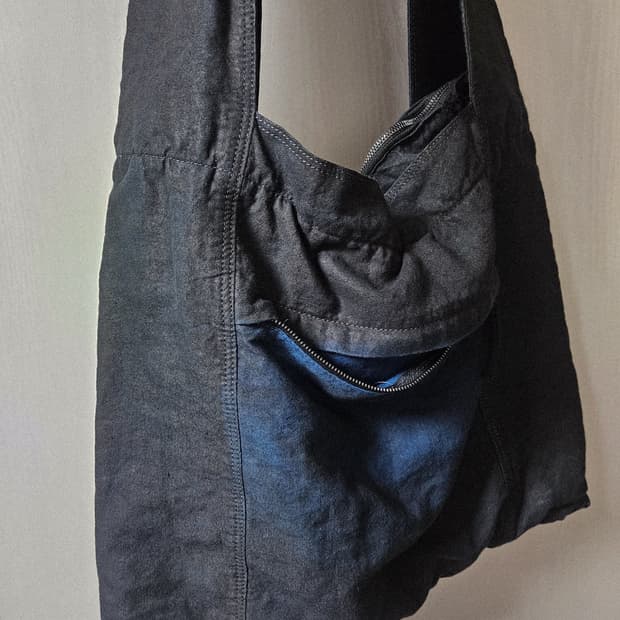 (bunker 1 of 1) blackmerle monk bag 인디고