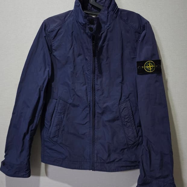 정품 스톤아일랜드 마이크로랩스 포켓블루종 90 / S