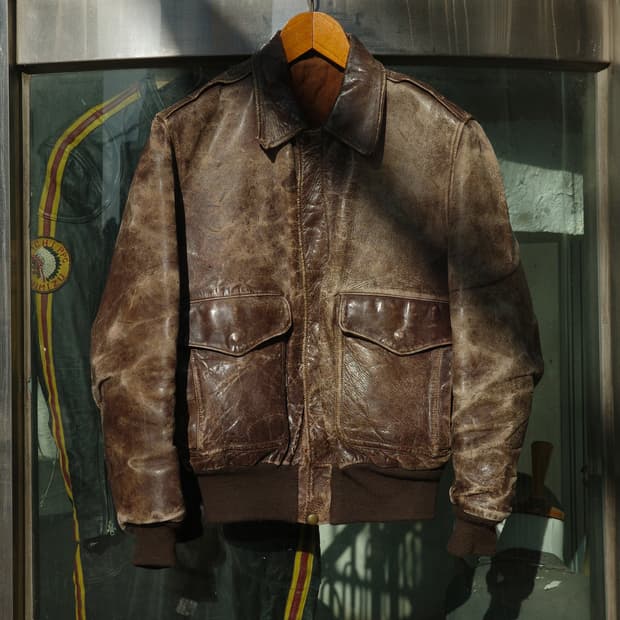 빈티지 디스트레스드 하드 파티나 a-2 레더 자켓