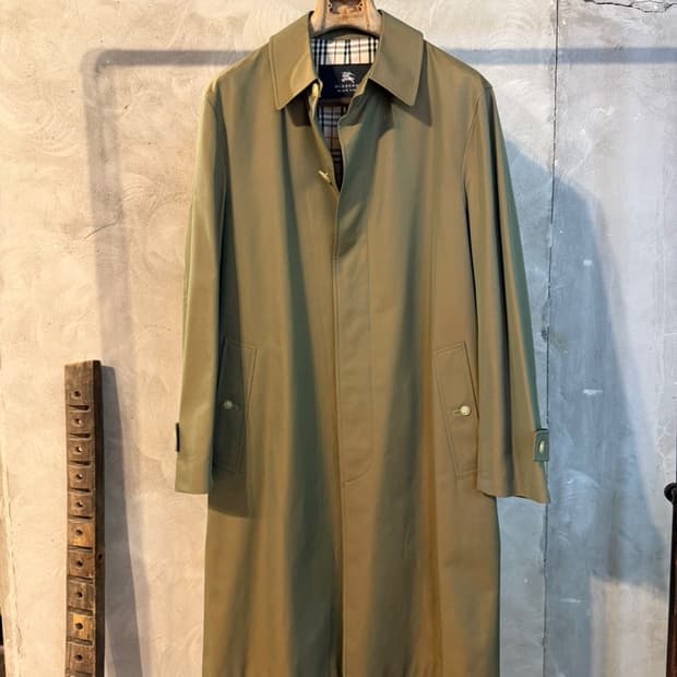 버버리 래글런 코트 100