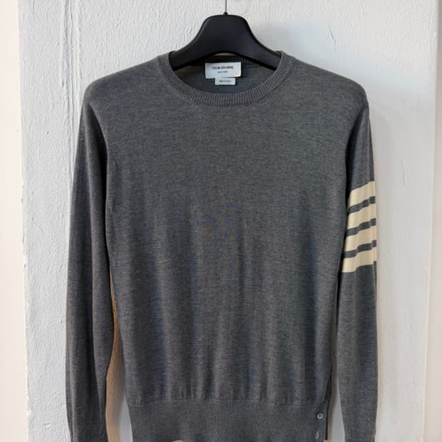 톰브라운 4바 스트라이프 울 니트