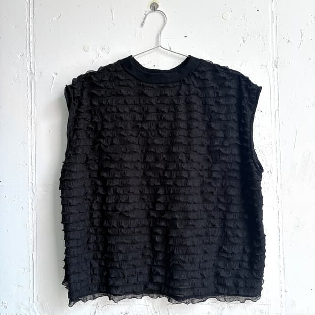 mild manner sleeveless