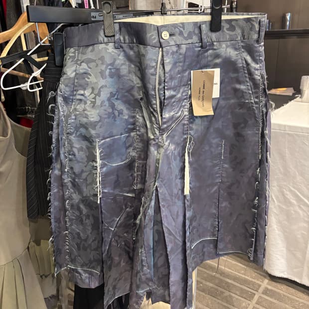 comme des garcons - camo jacquard shorts