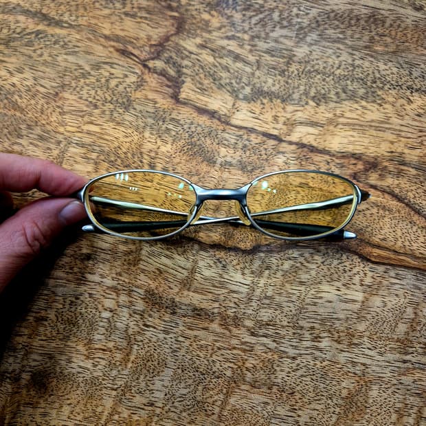 00s 오클리 e wire 2.1 이와이어