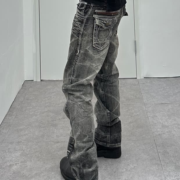 Vintage skull point gray washing jeans