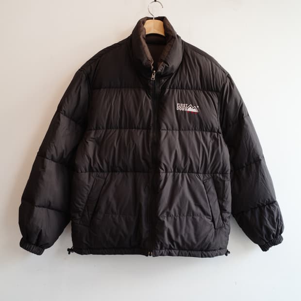 FIRST DOWN 리버시블 다운 패딩