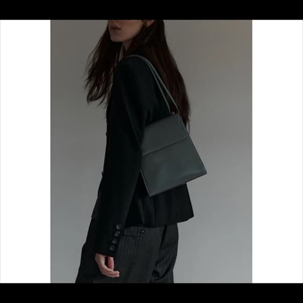 새상품) 아카이브앱크 양가죽 숄더백