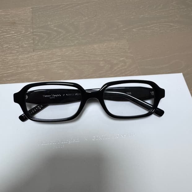 젠틀몬스터 메종 마르지엘라 mm210